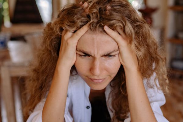 featured-image-Things-to-do-when-suffering-from-migraines.jpg